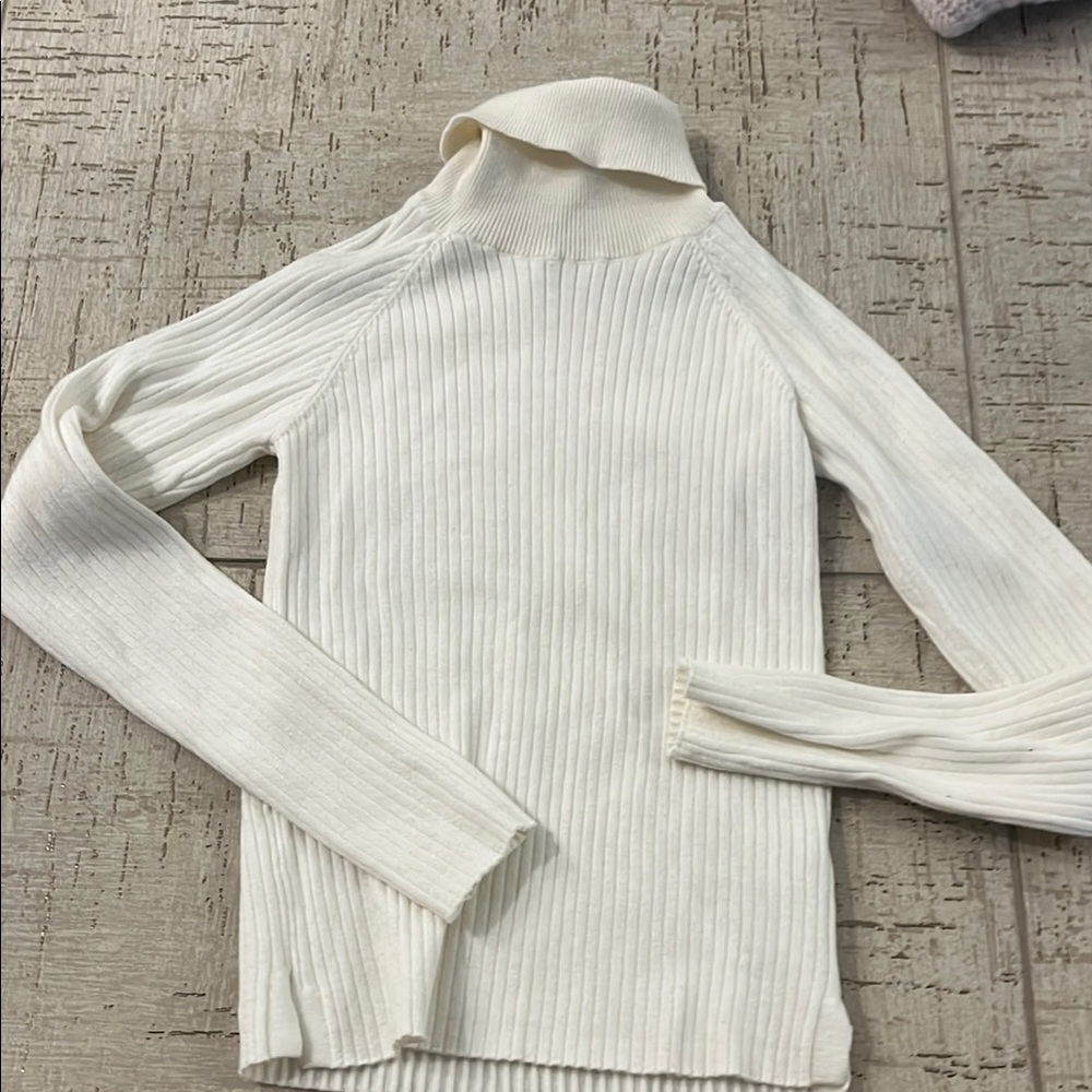 Zara White Ribbed Turtleneck Sweater